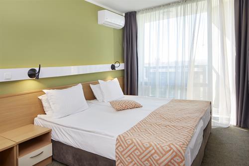 Aktinia - STANDARD ROOM POOL VIEW - 210309