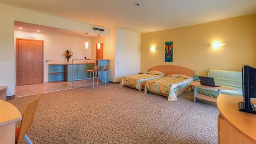 Atlas - STUDIO - 157219