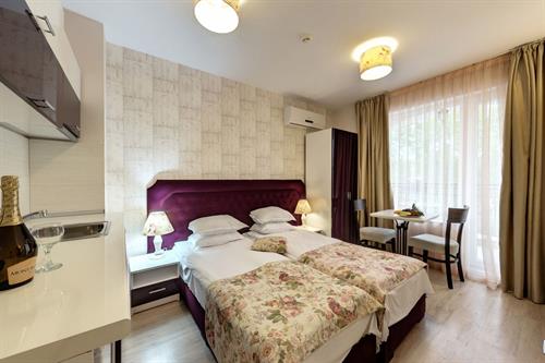 Avenue Deluxe - STANDARD - 187101