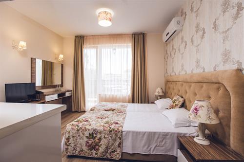 Avenue Deluxe - STANDARD - 187102