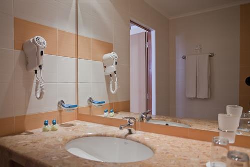 Dit Evrika Beach Club - Family Room - 210906