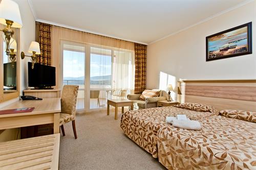Dit Majestic Beach Resort - STANDARD - 239900