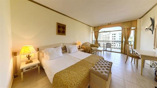 Imperial Palace (ex. Victoria Palace) - PARK VIEW ROOM - 241014