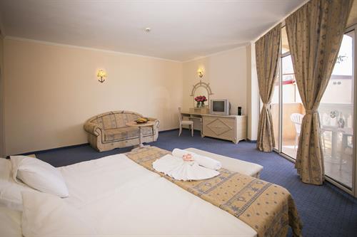 Royal Park - 2 Bedroom Studio Park View - 189523