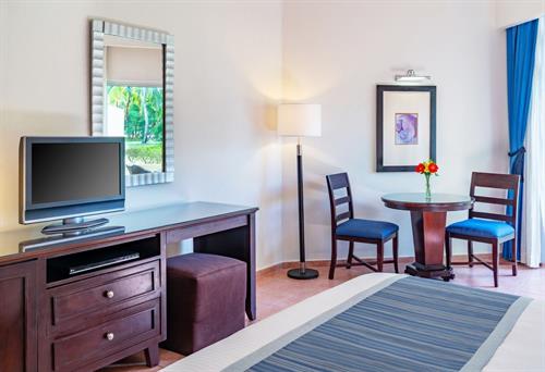 Hilton La Romana Family Resort - DELUXE GARDEN VIEW KING BED - 208663