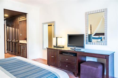 Hilton La Romana Family Resort - DELUXE GARDEN VIEW KING BED - 208664