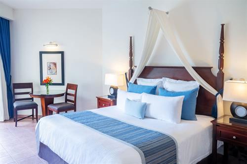 Hilton La Romana Family Resort - DELUXE PARTIAL OCEAN VIEW KING BED - 208657