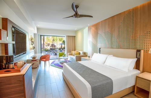 Hyatt Ziva Cap Cana - JUNIOR SUITE SWIM UP KING (ADULTS ONLY 13+) - 102815