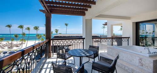 Lopesan Costa Bavaro Resort, Spa & Casino - UNIQUE CORNER ONE BEDROOM SUITE - OCEAN - 135842