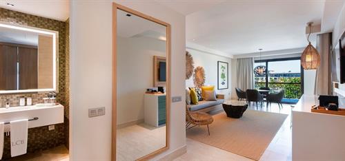 Lopesan Costa Bavaro Resort, Spa & Casino - UNIQUE CORNER ONE BEDROOM SUITE - OCEAN - 135843