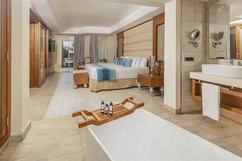 Majestic Mirage - SWIM UP SUITE (OUTDOOR JACUZZI) - 191820