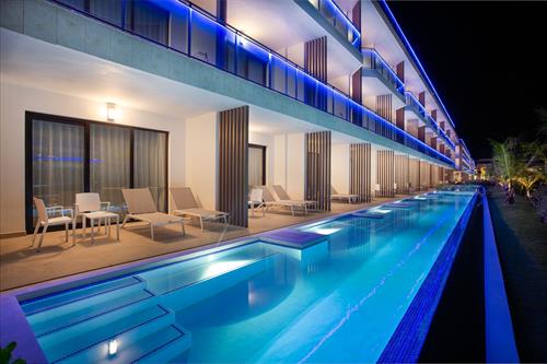 Serenade Punta Cana Beach & Spa Resort - Luxury Swim Out - 173157
