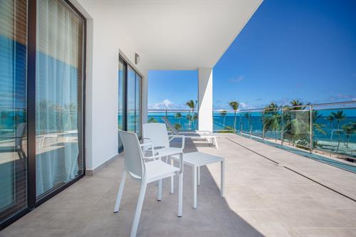 Serenade Punta Cana Beach & Spa Resort - Premium Suite Preferred Club - 173148