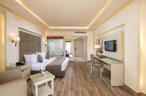 Charmillion Club Resort - DELUXE SEA VIEW ROOM - 194528