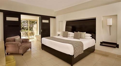Coral Sea Holiday Resort - Family Room - 231275