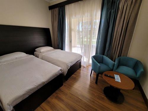 Coral Sea Holiday Resort - FAMILY SUITE - 231281