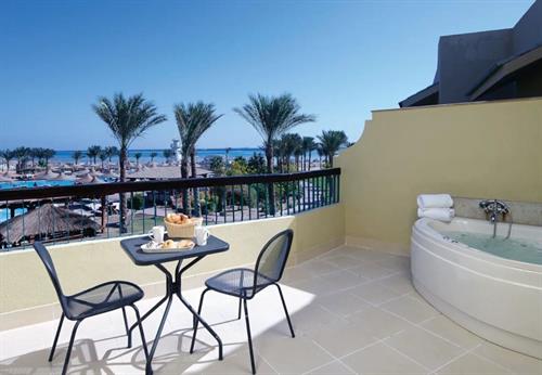 Coral Sea Holiday Resort - JACUZZI ROOM - 231284