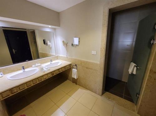 Coral Sea Holiday Resort - JACUZZI SUITE - 231287