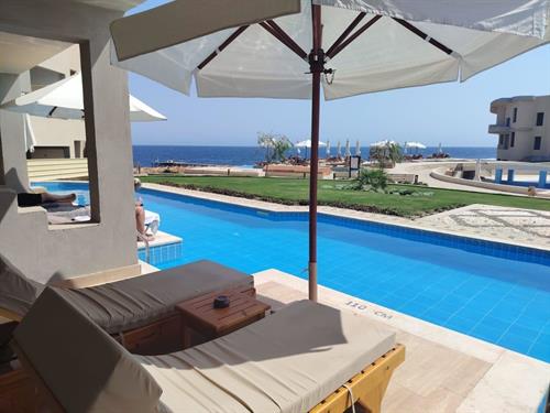 Diamond Beach by Pearl Resorts - Swim Up Suite Front Sea View - 237138