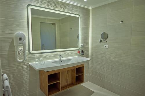 Diamond Beach by Pearl Resorts - SWIM UP SUITE - 237117