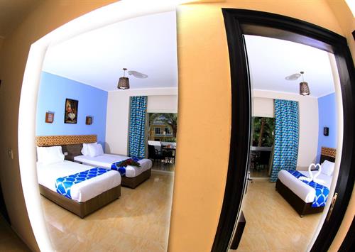 Mirage Bay Resort & Aqua Park (Ex. Lillyland Beach Club) - Family Room - 202843