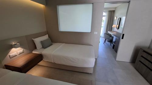 Reef Oasis Beach Resort Sharm El Sheikh - DELUXE FAMILY ROOM - 190219