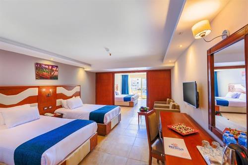 Rewaya Inn Resort (Ex. Hawaii Paradise) - Family Room - 224639