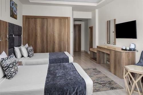 Seagull Beach Resort Hurghada - DELUXE FAMILY POOL VIEW ROOM - 249673