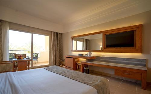 Serenity Fun City - PREMIUM ROOM - 237164