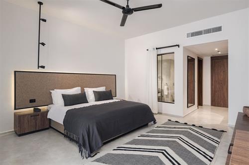 Serry Beach Resort - Deluxe King Sea View Room - 205497