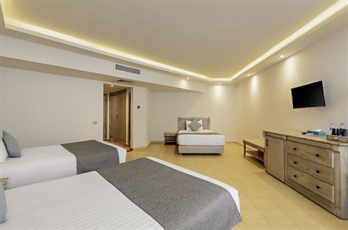 SUNRISE Alma Bay Resort - Mega Sea View Room - 189180