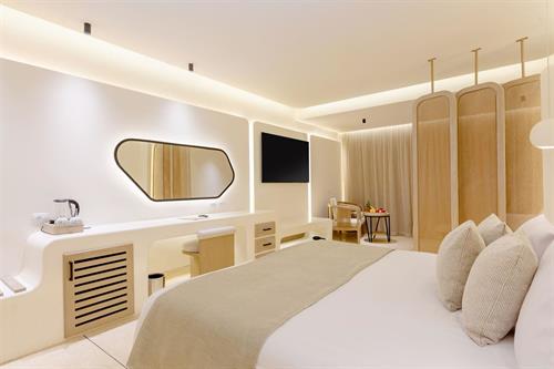 SUNRISE Anjum Resort - HONEYMOON SUITE - 186208