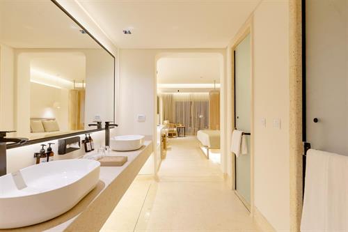 SUNRISE Anjum Resort - HONEYMOON SUITE - 186210