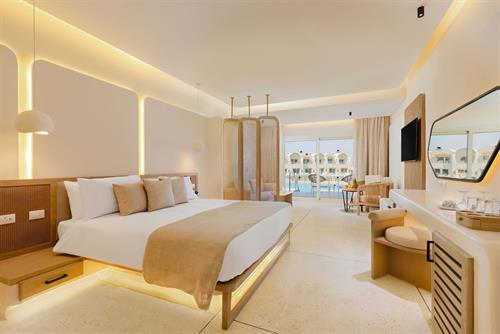 SUNRISE Anjum Resort - JUNIOR SUITE SWIM UP - 186217