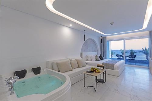 Sunrise White Hills Resort - DELUXE JACUZZI ROOM - 186027