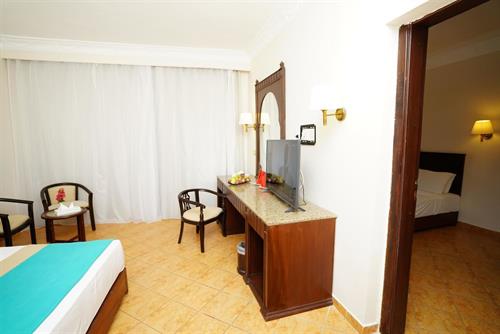 Utopia Beach Club Quseir - Family Room - 230828