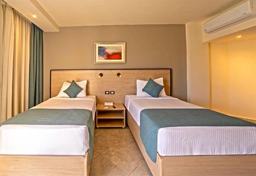 Xperience Kiroseiz Parkland Hotel - GRAND FAMILY ROOM - 212939
