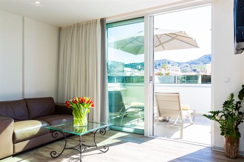 Atrium Ambiance Hotel (Adult Only 14+) - Excecutive Suite with Outdoor Jacuzzi - 191306