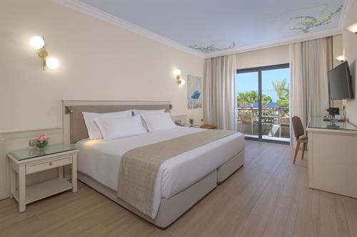 Atrium Palace Thalasso Spa Resort & Villas - Superior Family Suite Sea View - Signature Collection - 204589