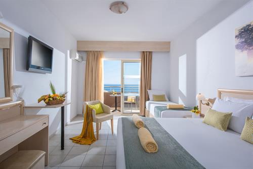 Blue Bay - EXECUTIVE DOUBLE SEA VIEW MAIN BUILDING - 192476