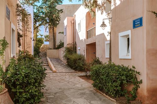 Candia Park Village - Family Apartment Village View - 192672