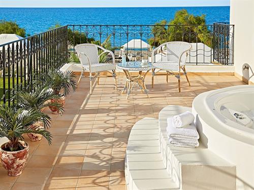 Grecotel Caramel Boutique Resort - 4 Bedroom Villa On The Beach With Outdoor Hydro Massage Bathtub - 196209