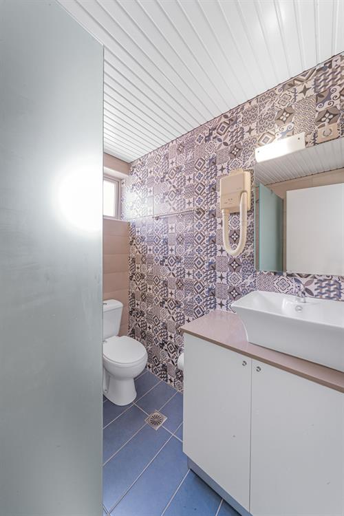 Happy Days Studios - SUPERIOR ONE BEDROOM APARTMENT - 197686