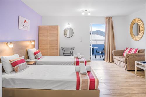 Happy Days Studios - Superior Triple Studio - 197690