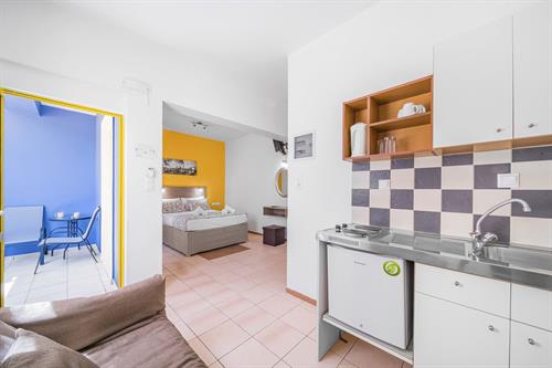 Happy Days Studios - Superior Triple Studio - 197693