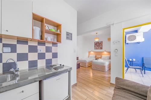 Happy Days Studios - Superior Triple Studio - 197695