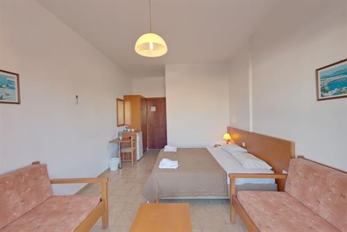 Marirena Hotel - TRIPLE ROOM - 200309