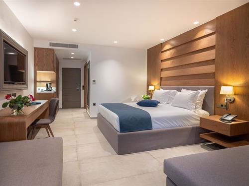 Nana Golden Beach - Luxury Family Room Open Plan Garden View - 201379