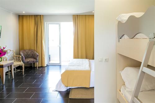 Out Of The Blue (ex. Capsis Elite Resort) - FAMILY ROOM OPEN PLAN - 201844