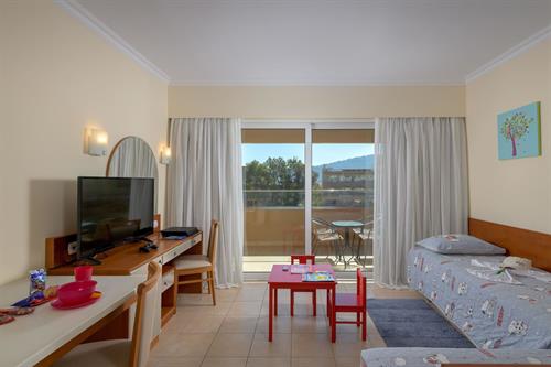 Sun Beach Resort Complex - KID SUITE GARDEN VIEW - 203680